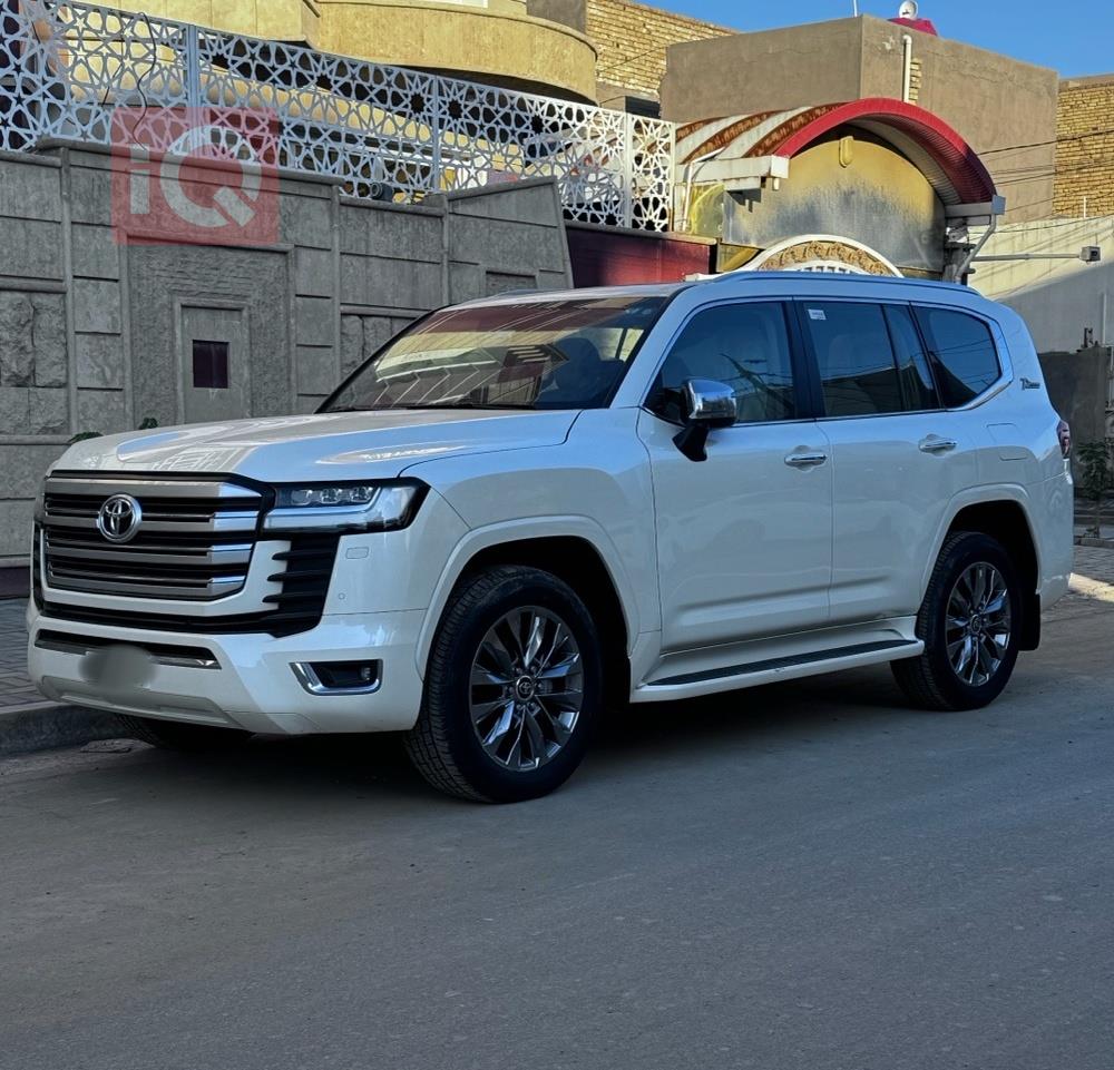 تويوتا لاندكروزر